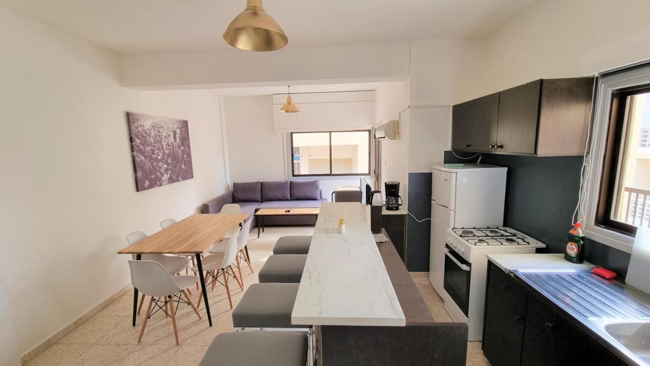 Cozy Beach Apt / 100 Mbit+ Netflix / Near Airport Λάρνακα Εξωτερικό φωτογραφία